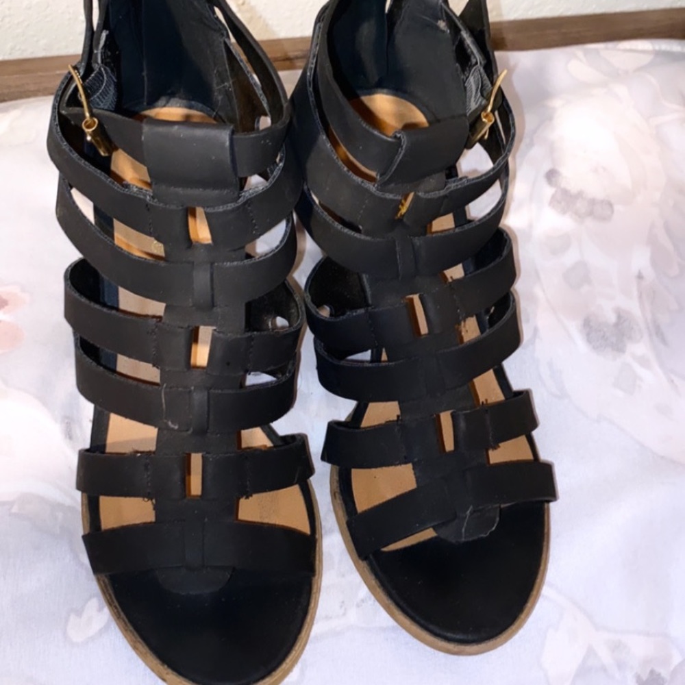 Cutout heels